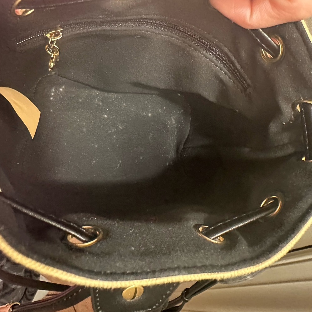 GWP Dior Beauty Tan Mini Bucket Bag with Pearl Handle - Picture 4 of 5